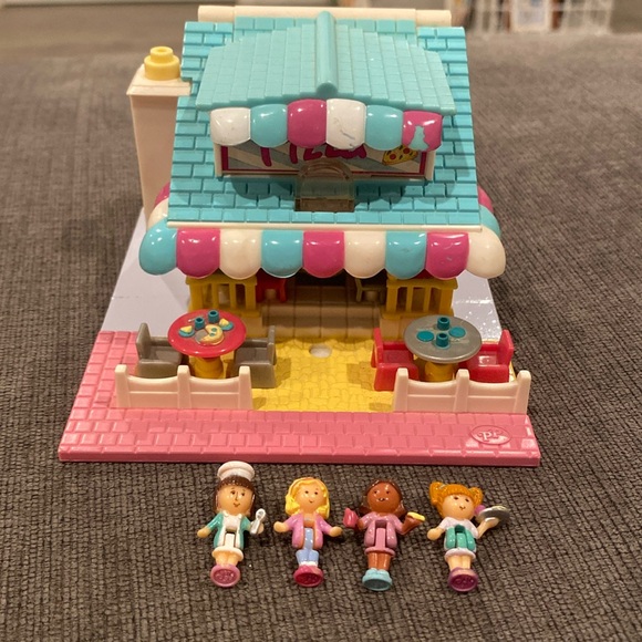 Vintage 1993 Polly Pocket Pizzeria Playsetkids girls dolls doll toy toys